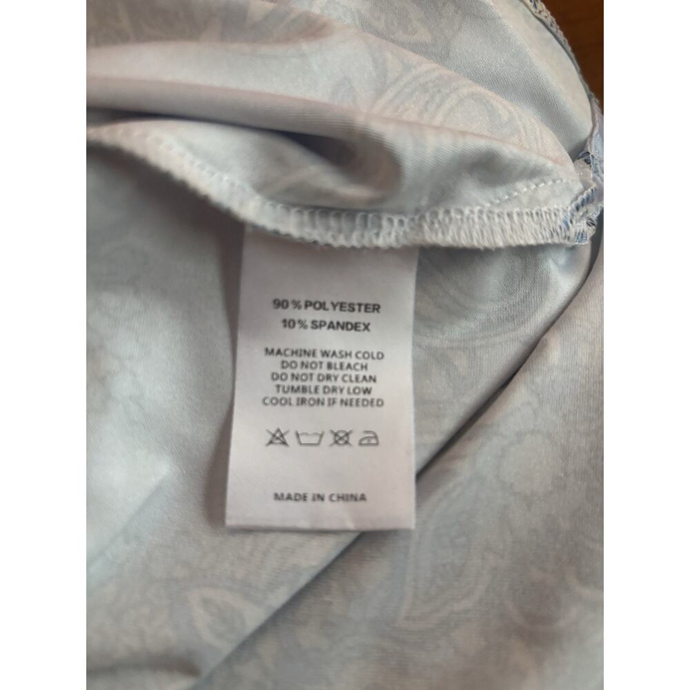 CEGOLFS Women's UPF 50+ Blue Paisley 1/4 zip L/S pullover top Size Small - Picture 7 of 7